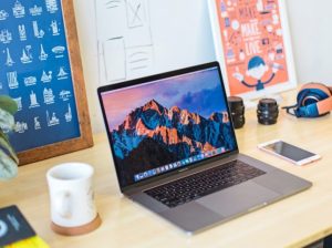 MacBook M2 à vendre, puissance et élégance réunies