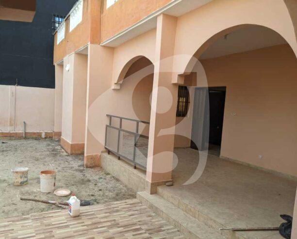 Villa de 02 Chambres Salon + Dépendance à Lomé Adidogomjé