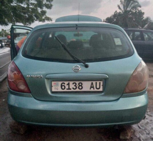 Nissan Almera