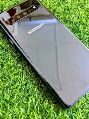 *Samsung s10 « 