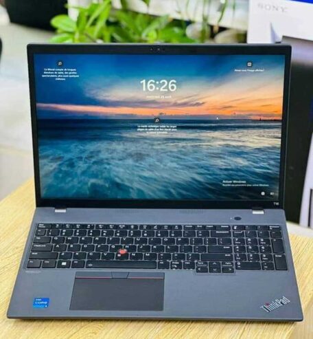 *LENOVO THINKPAD T16 Gen