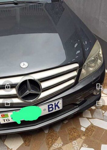 Mercedes Benz C300