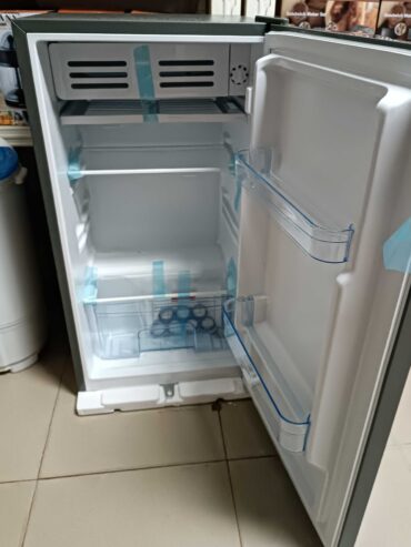 Frigidaire 90 litres smar