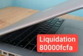 Macbook pro Core i5 liqui