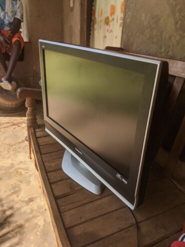 TV LCD 40 POUCES