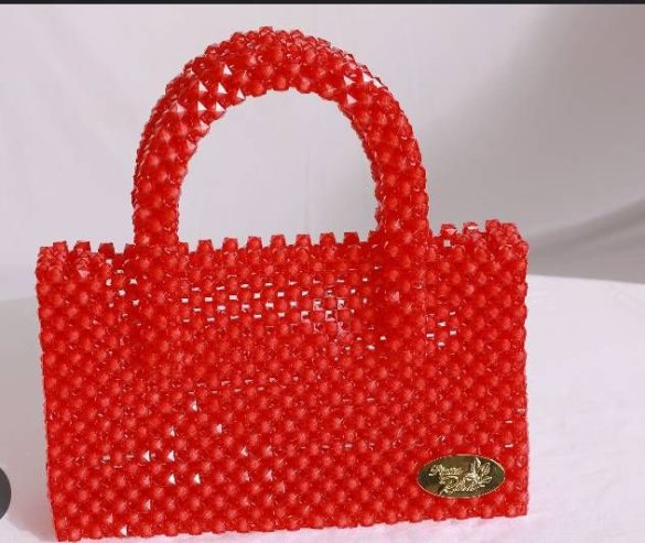 Jolie sacs en perles