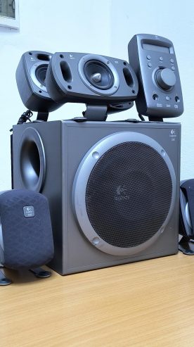 Woofer Logitech venu