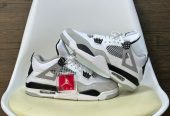 Air Jordan 4 Retro