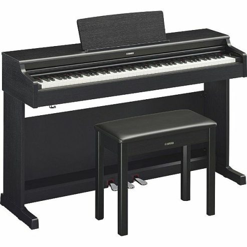 Piano Yamaha digital 7 oc