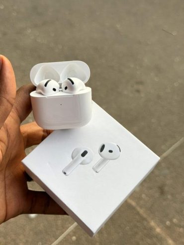 AirPods 4